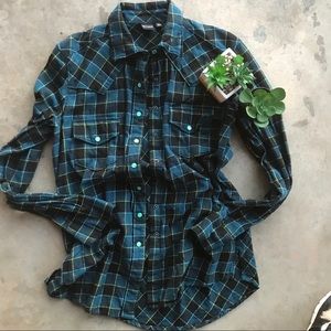 Women’s flannel medium